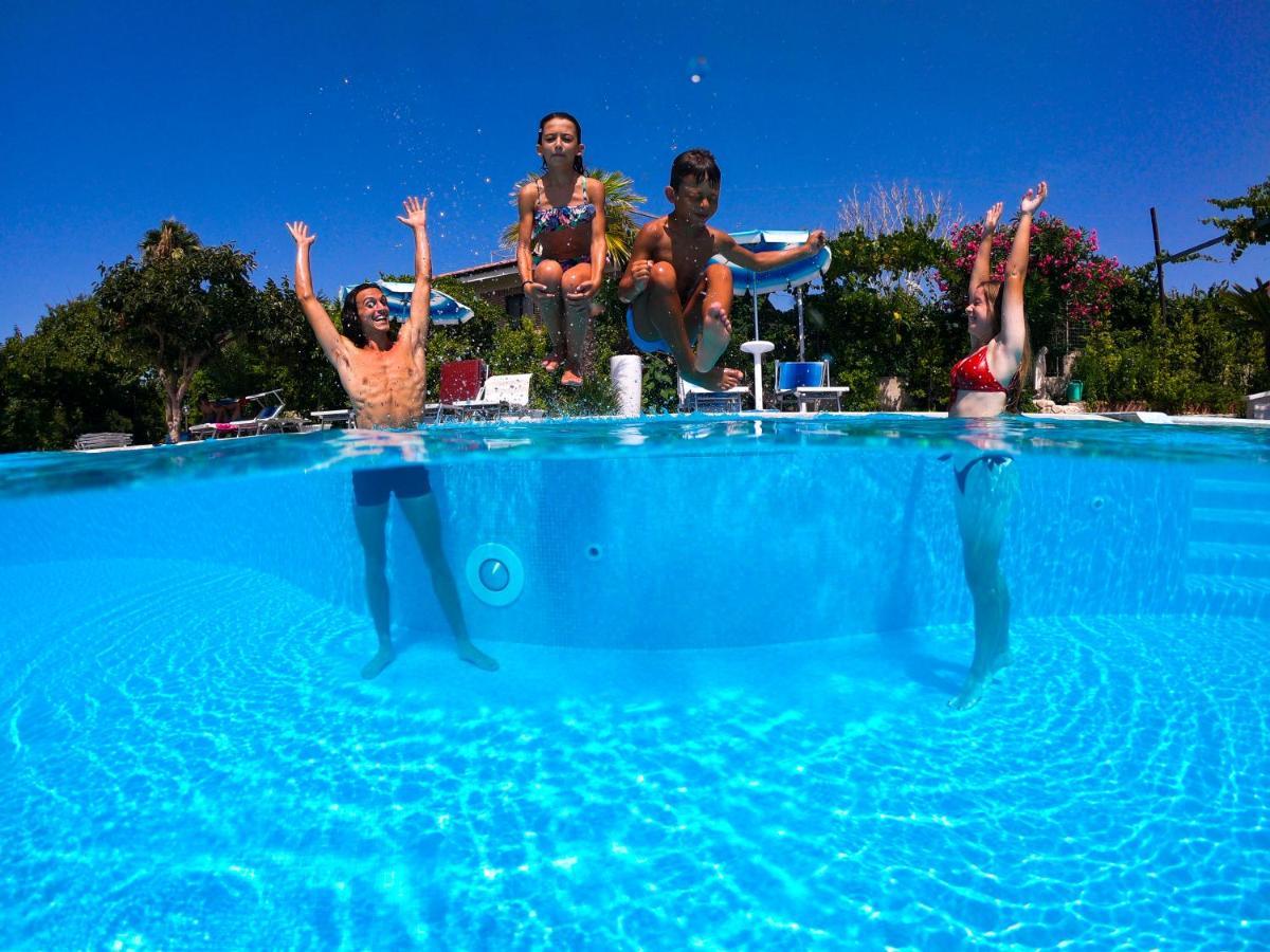 Hotel Residence Le Playe Santa Domenica Kültér fotó